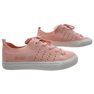 Blowfish Malibu Womens Size 8.5 Sweet Shrimp Past Time Sneaker Dented Box